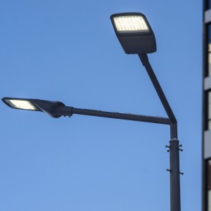 Превью Светильники на опору уличного освещения: сравнительная характеристика и советы по выбору